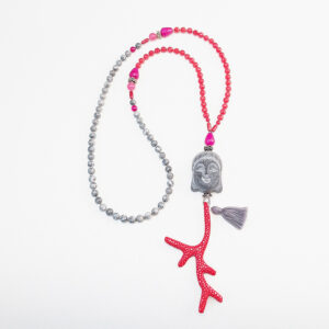 Kette "grauer Horn-Buddha mit rotem Korallenast"