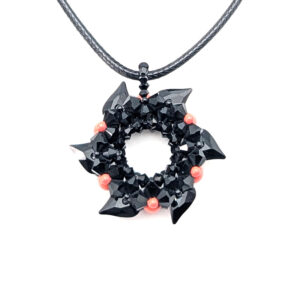 Ketten-Anhänger aus Swarovski Kristallen in Schwarz
